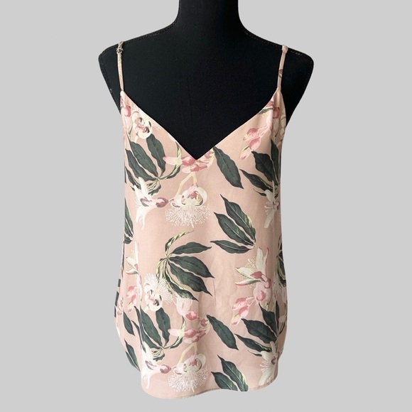 Aritzia Babaton Everly Floral Camisole In  Roebuck Salmao - Picture 4 of 16
